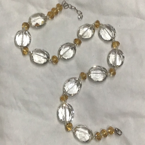 Beautiful faceted clear and amber colored beaded necklace. Worn 2 x - Picture 3 of 3